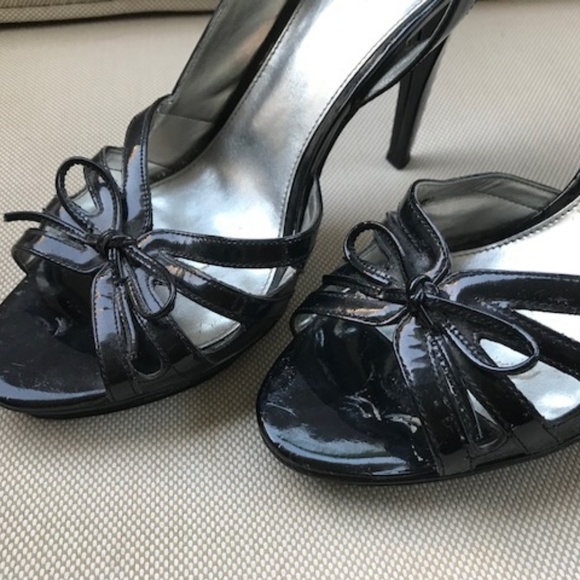 Calvin Klein Black Patent Slingback heels 9.0 - Picture 3 of 5